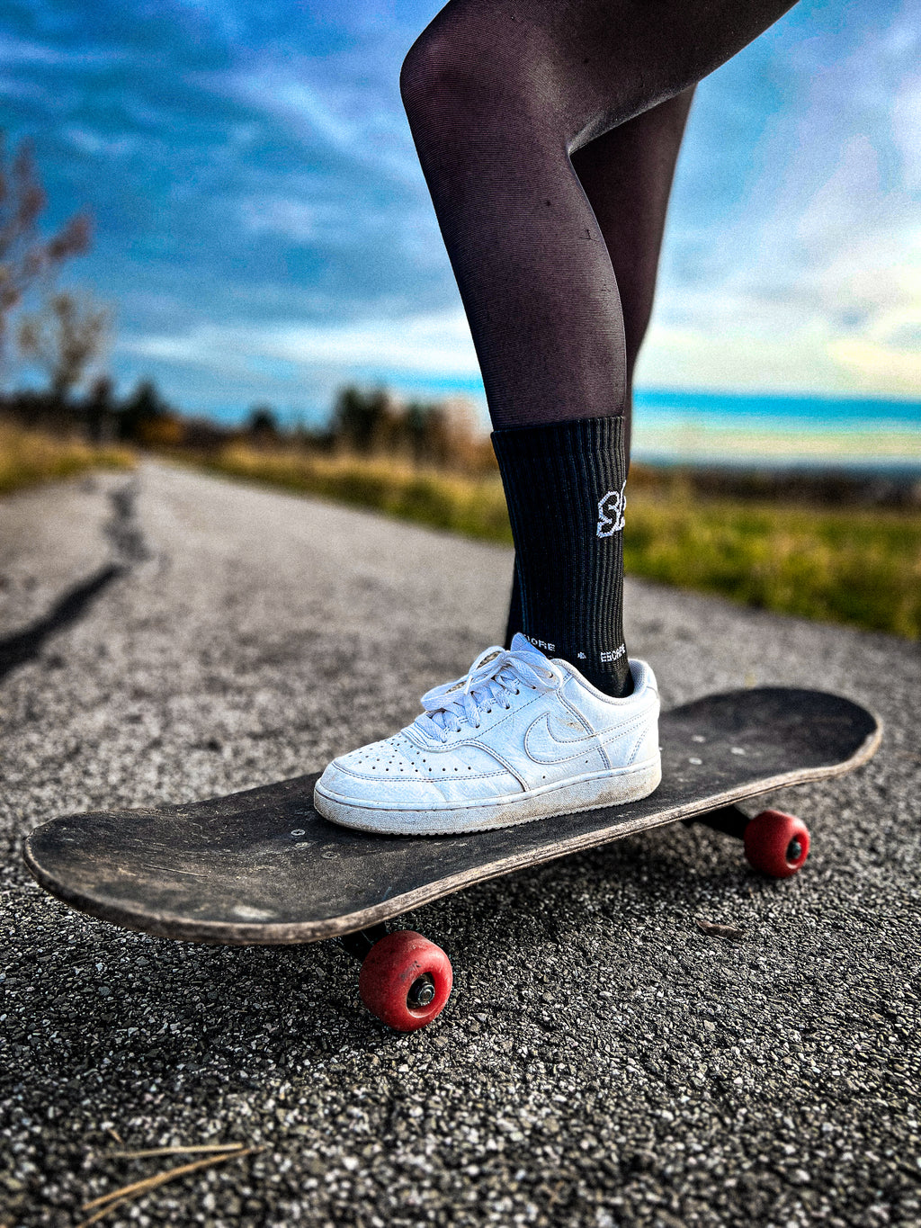 SANKA SOCKS black EEE collection
